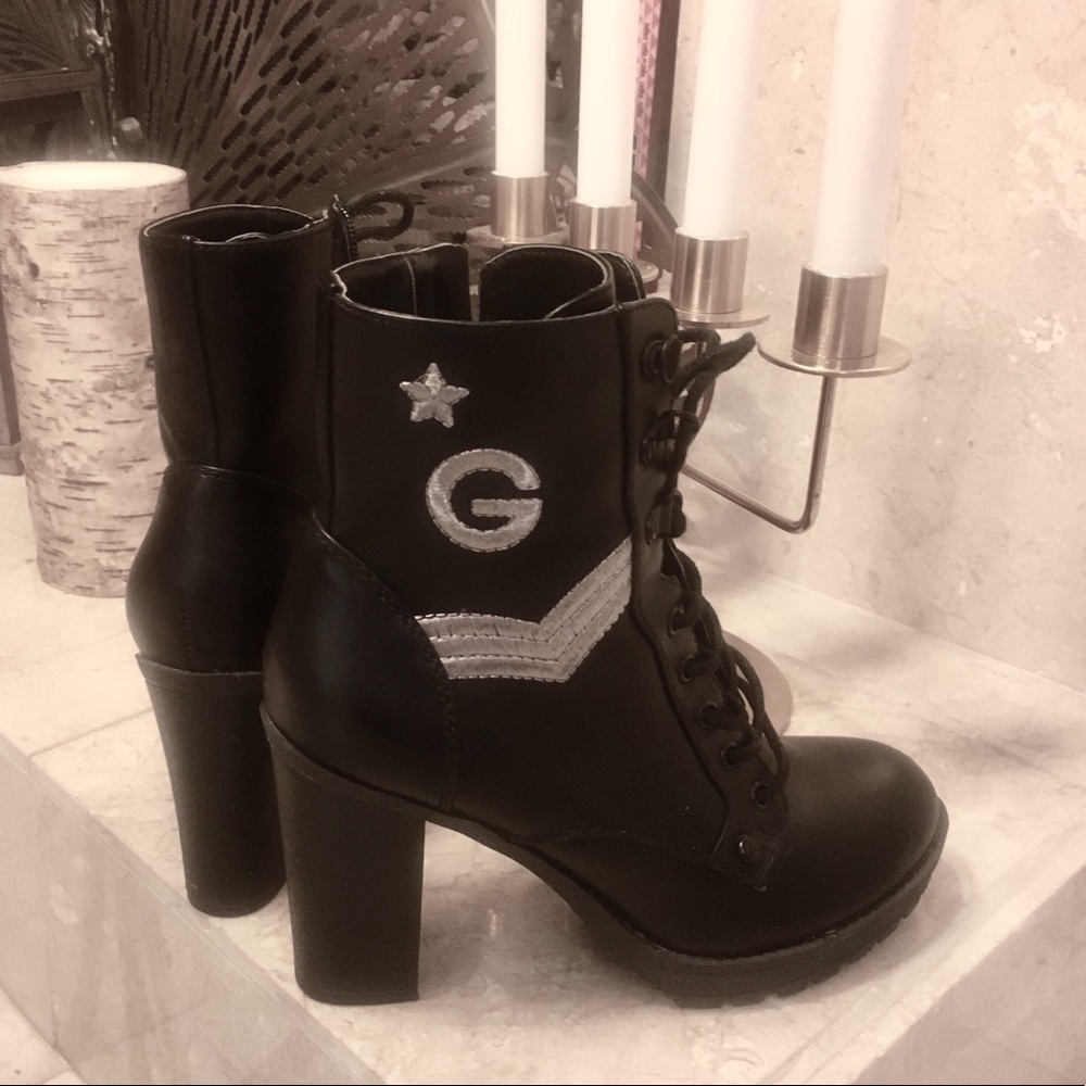 Guess booties